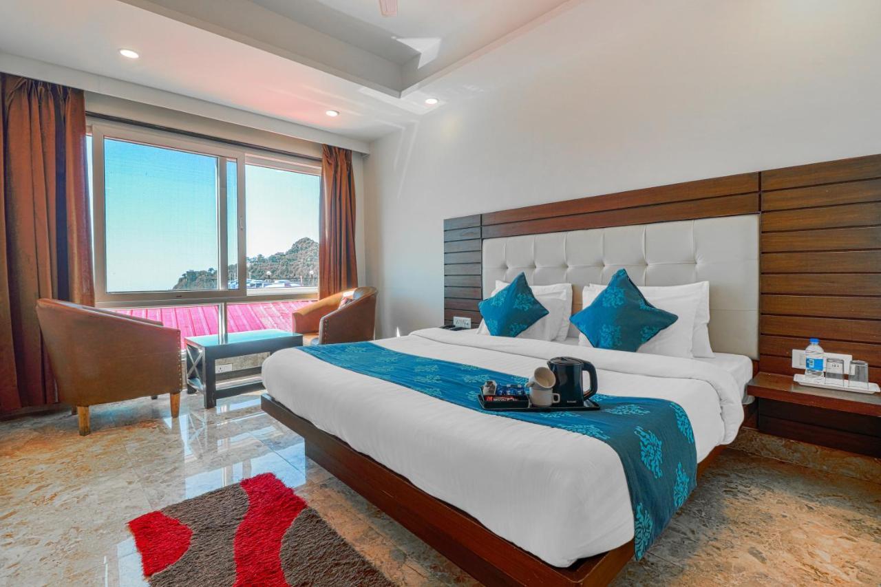 Hotel Silver Line By La Casa Мусори Екстериор снимка
