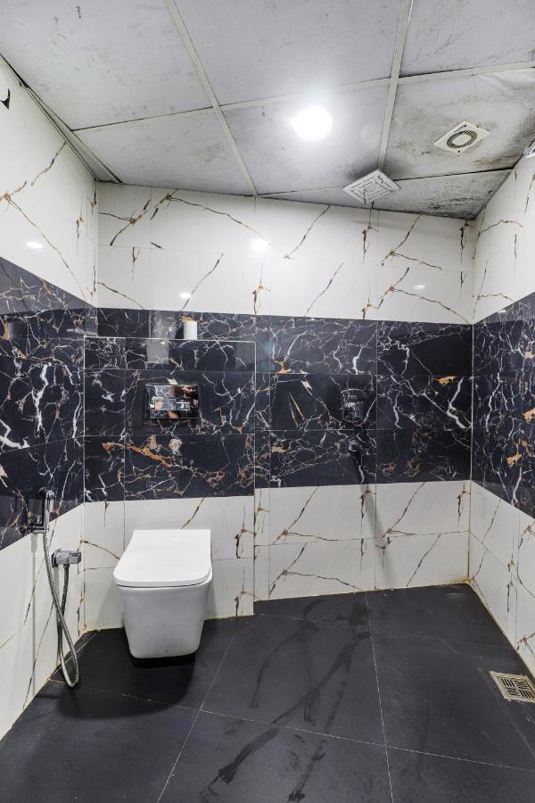 Hotel Silver Line By La Casa Мусори Екстериор снимка